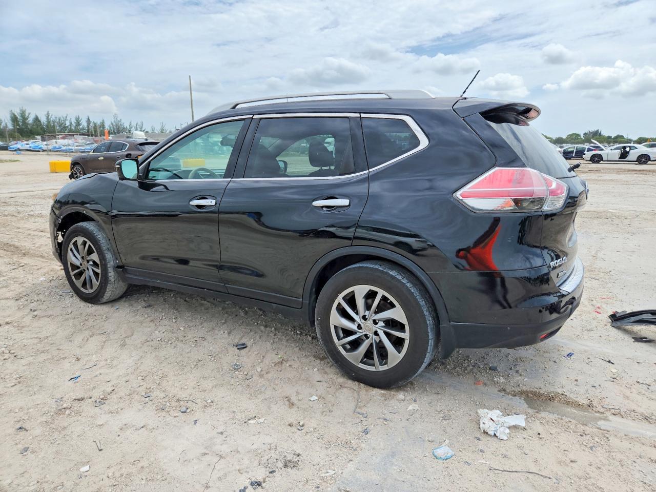 2015 NISSAN ROGUE SL — снимка 2