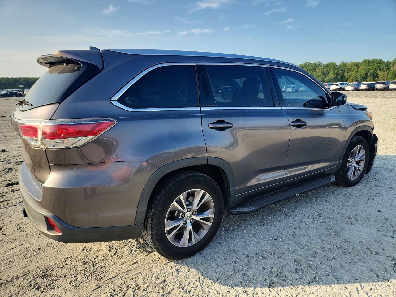 2015 TOYOTA HIGHLANDER XLE — снимка 3