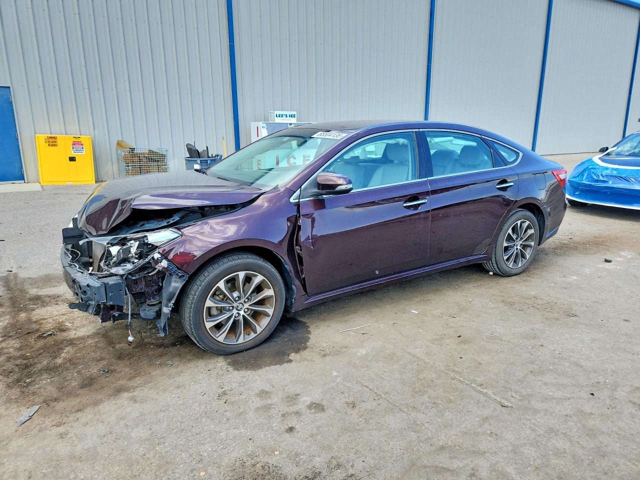 2016 TOYOTA AVALON XLE