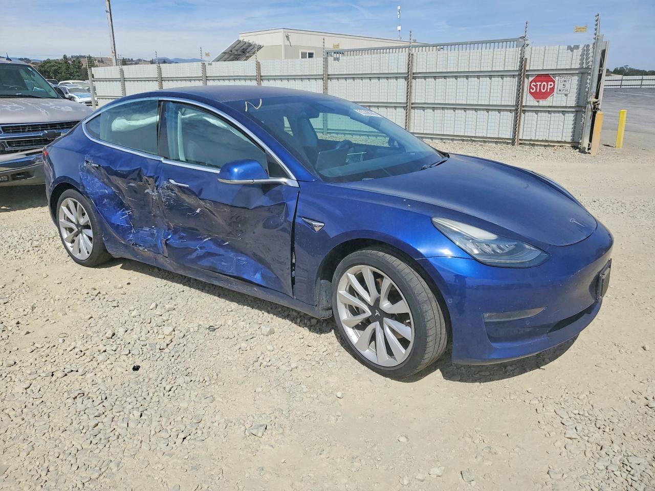2018 TESLA MODEL 3 — снимка 4