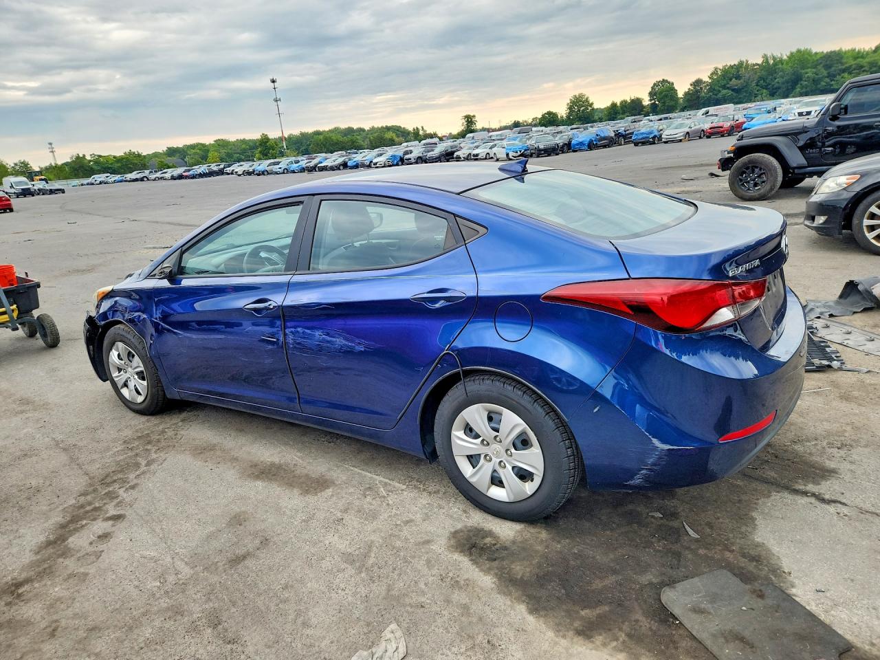 2016 HYUNDAI ELANTRA SE — снимка 2