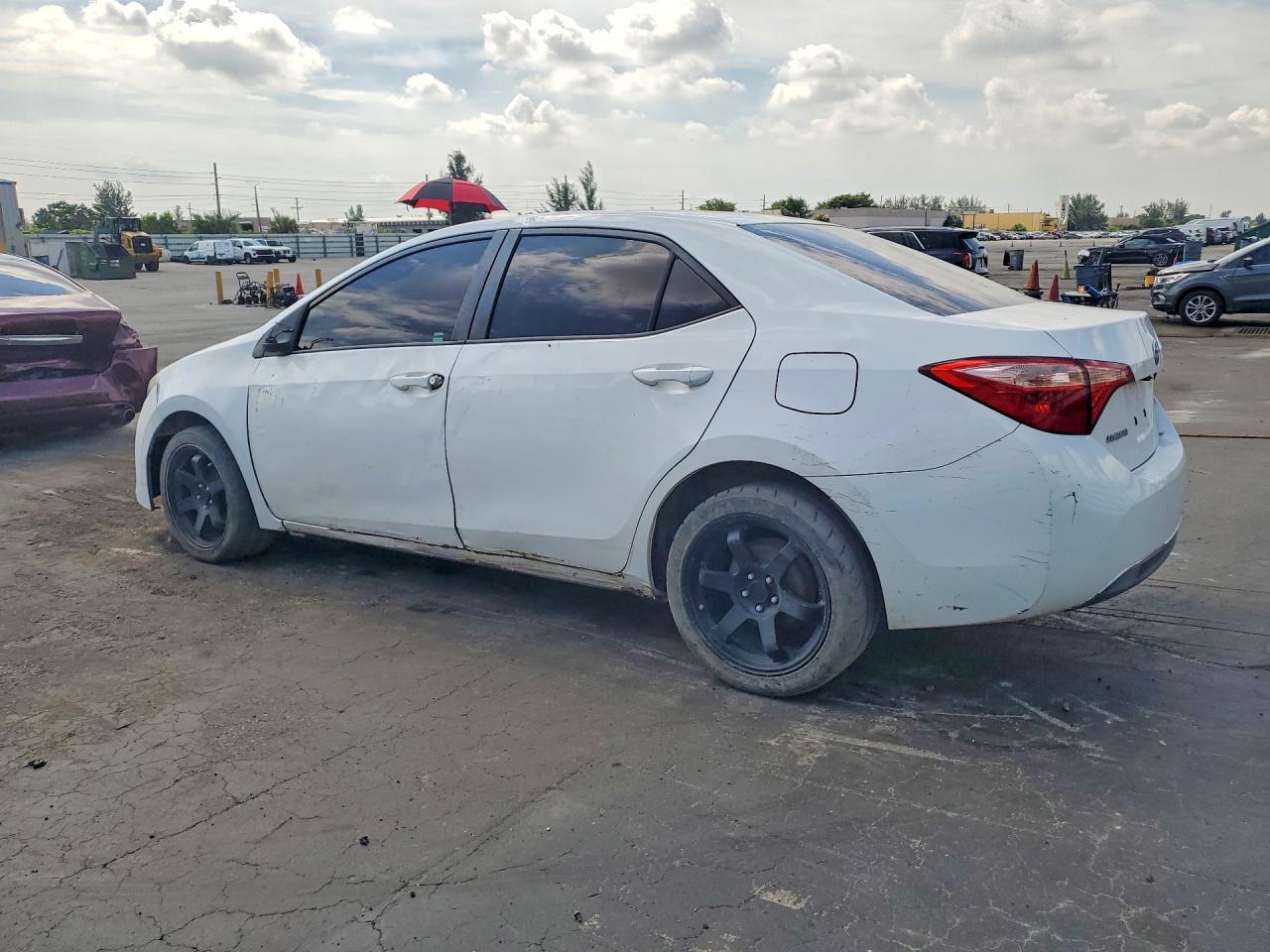 2019 TOYOTA COROLLA LE — снимка 2