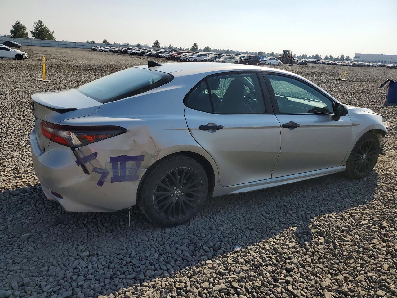 2021 TOYOTA CAMRY SE NIGHTSHADE — снимка 3