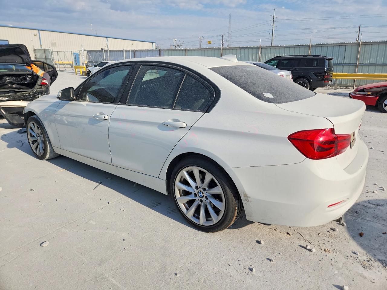 2018 BMW 320 I — снимка 2