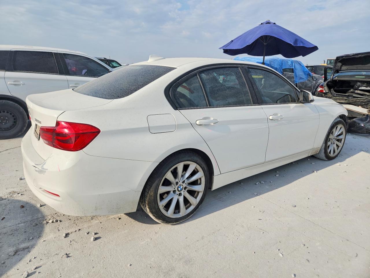2018 BMW 320 I — снимка 3