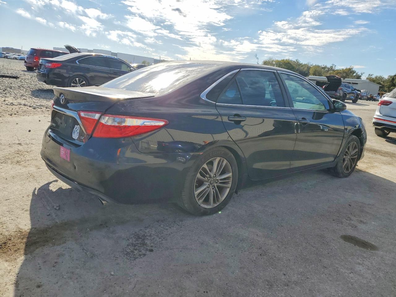 2017 TOYOTA CAMRY SE — снимка 3