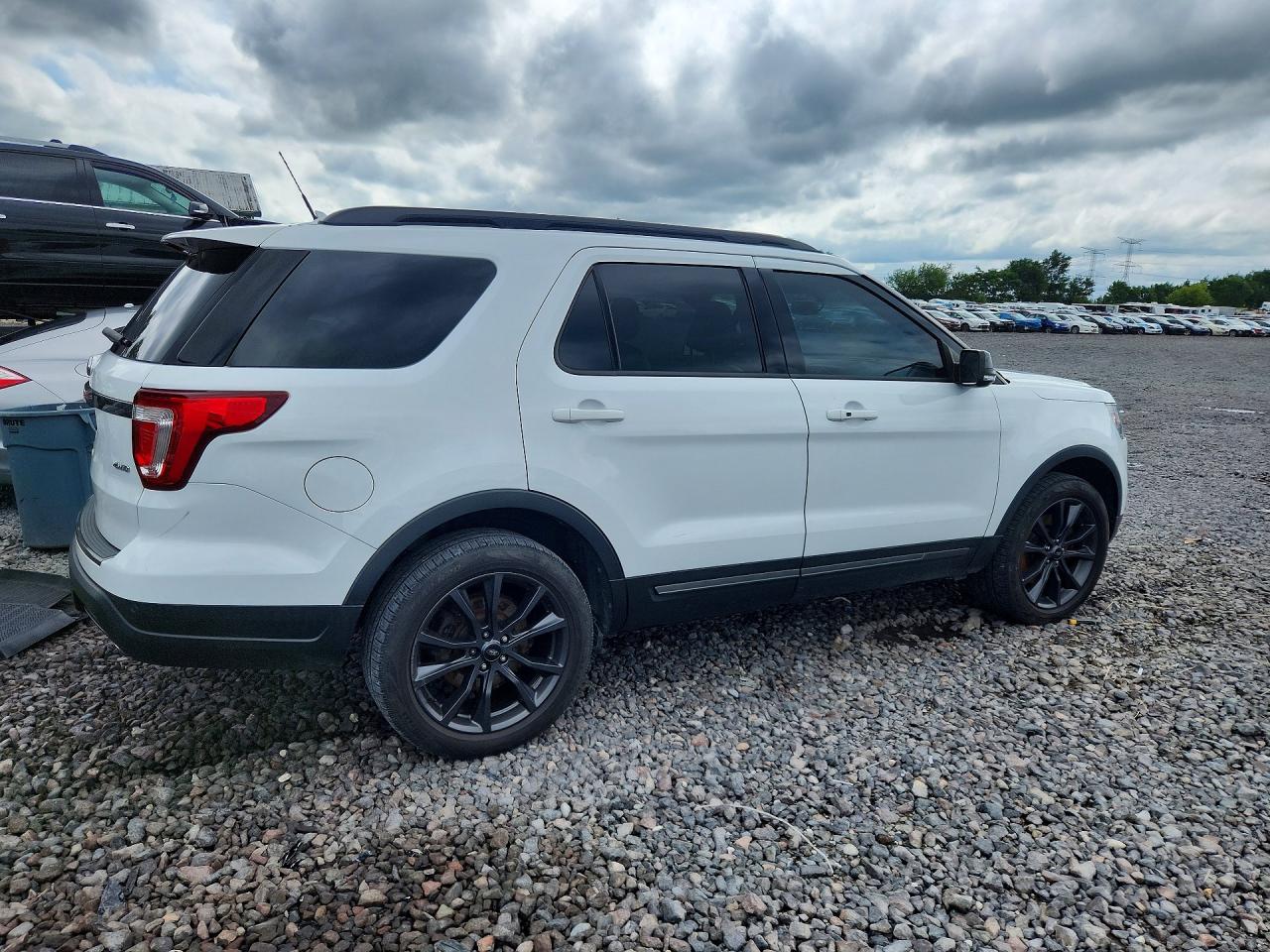 2019 FORD EXPLORER XLT — снимка 3
