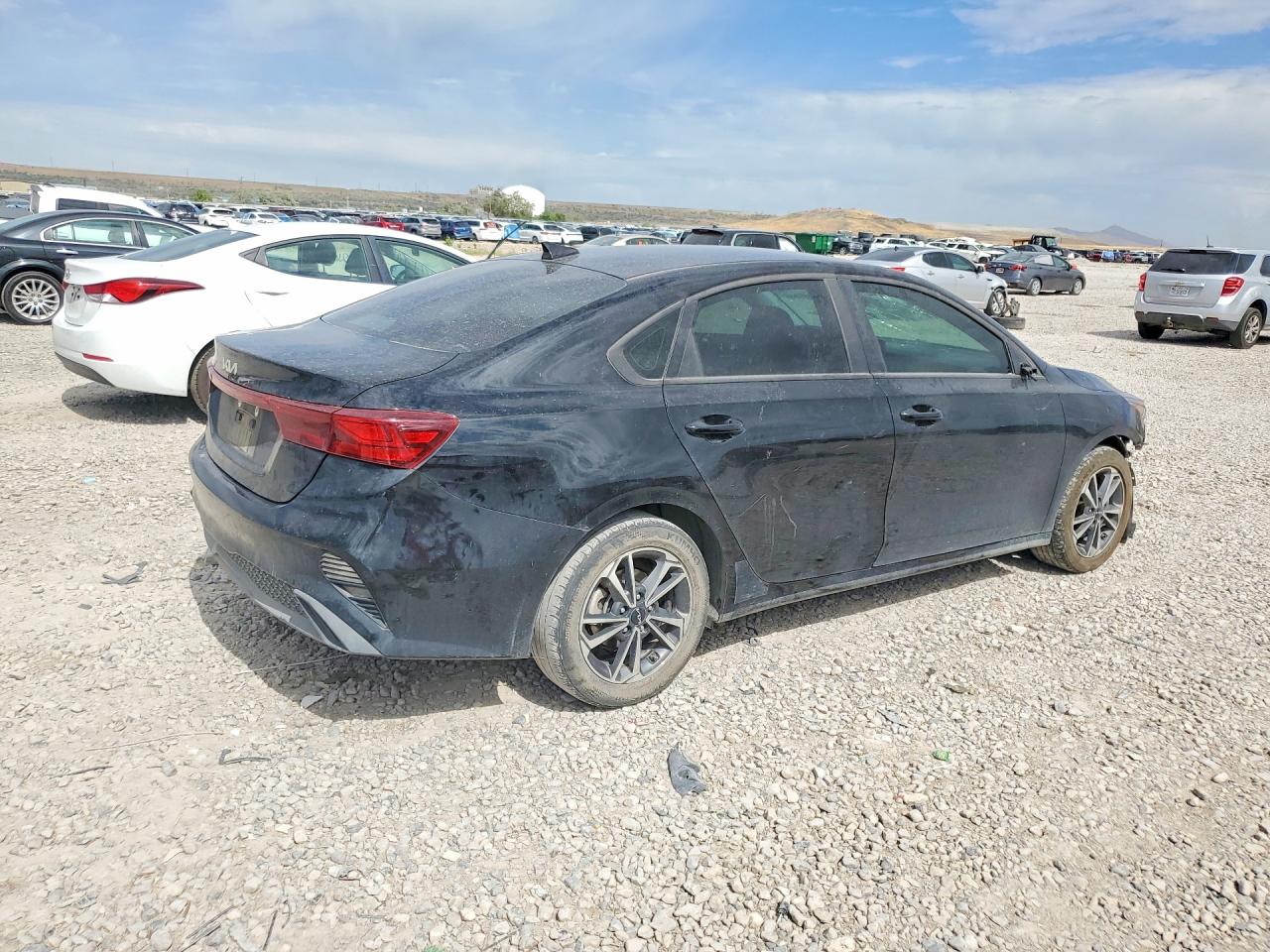 2024 KIA FORTE LXS — снимка 3