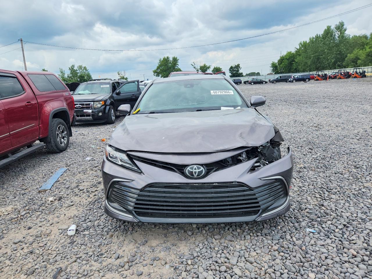 2022 TOYOTA CAMRY LE — снимка 5