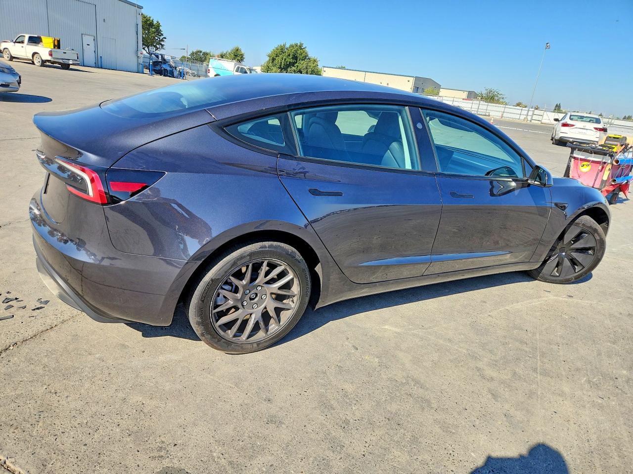 2025 TESLA MODEL 3 — снимка 3