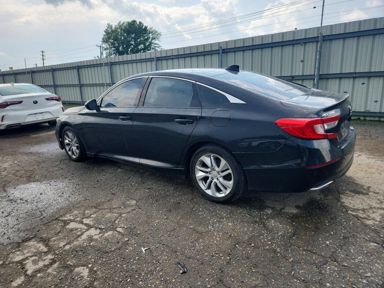 2020 HONDA ACCORD LX — снимка 2