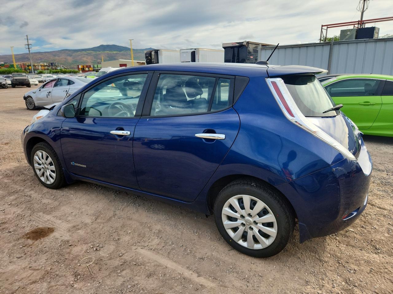 2017 NISSAN LEAF S — снимка 2