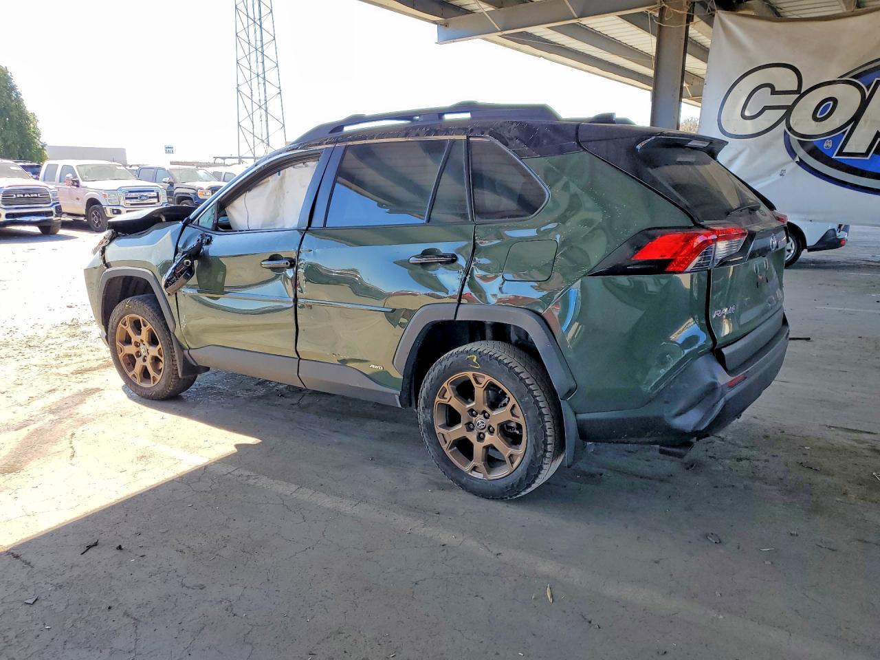 2025 TOYOTA RAV4 WOODLAND EDITION — снимка 2