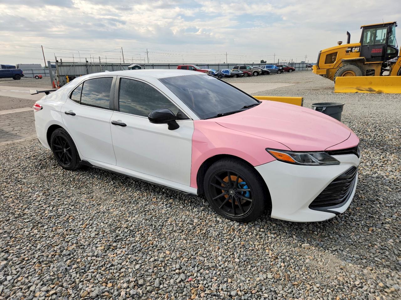 2019 TOYOTA CAMRY LE — снимка 4