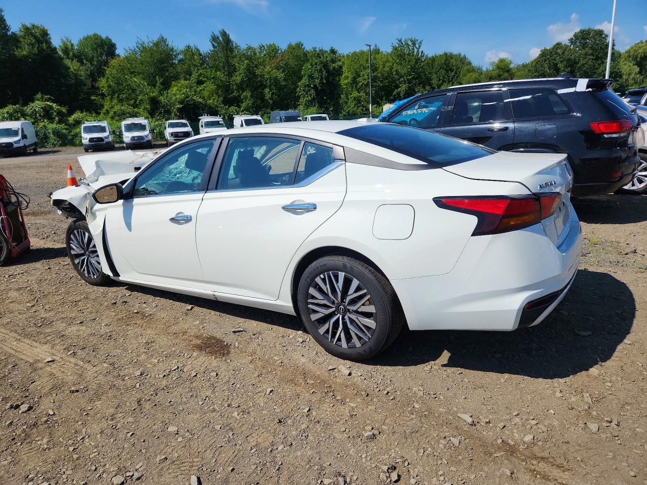 2025 NISSAN ALTIMA SV — снимка 2