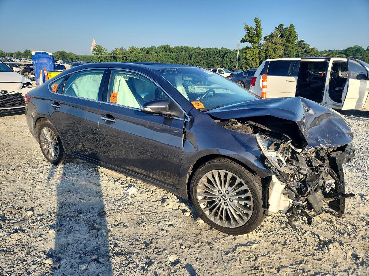 2016 TOYOTA AVALON LIMITED — снимка 4