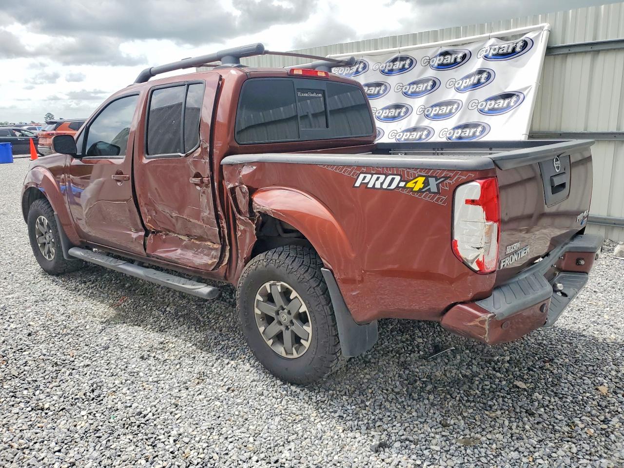 2017 NISSAN FRONTIER PRO-4X — снимка 2