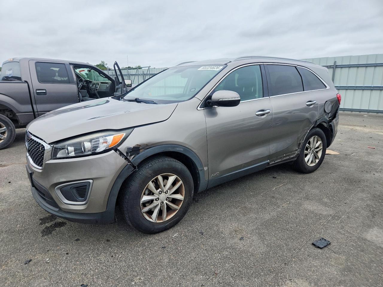 2016 KIA SORENTO LX