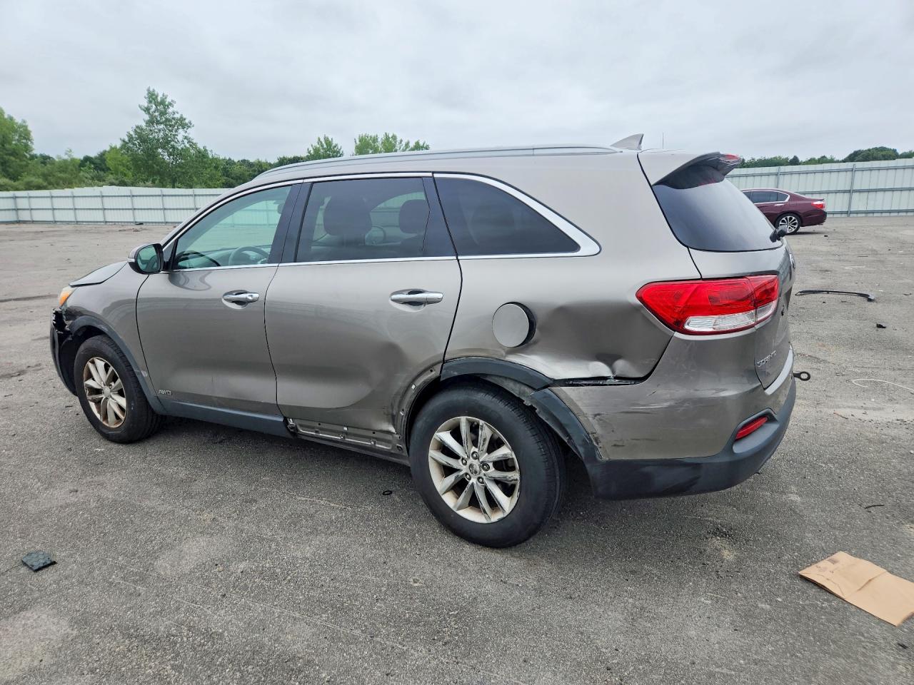 2016 KIA SORENTO LX — снимка 2