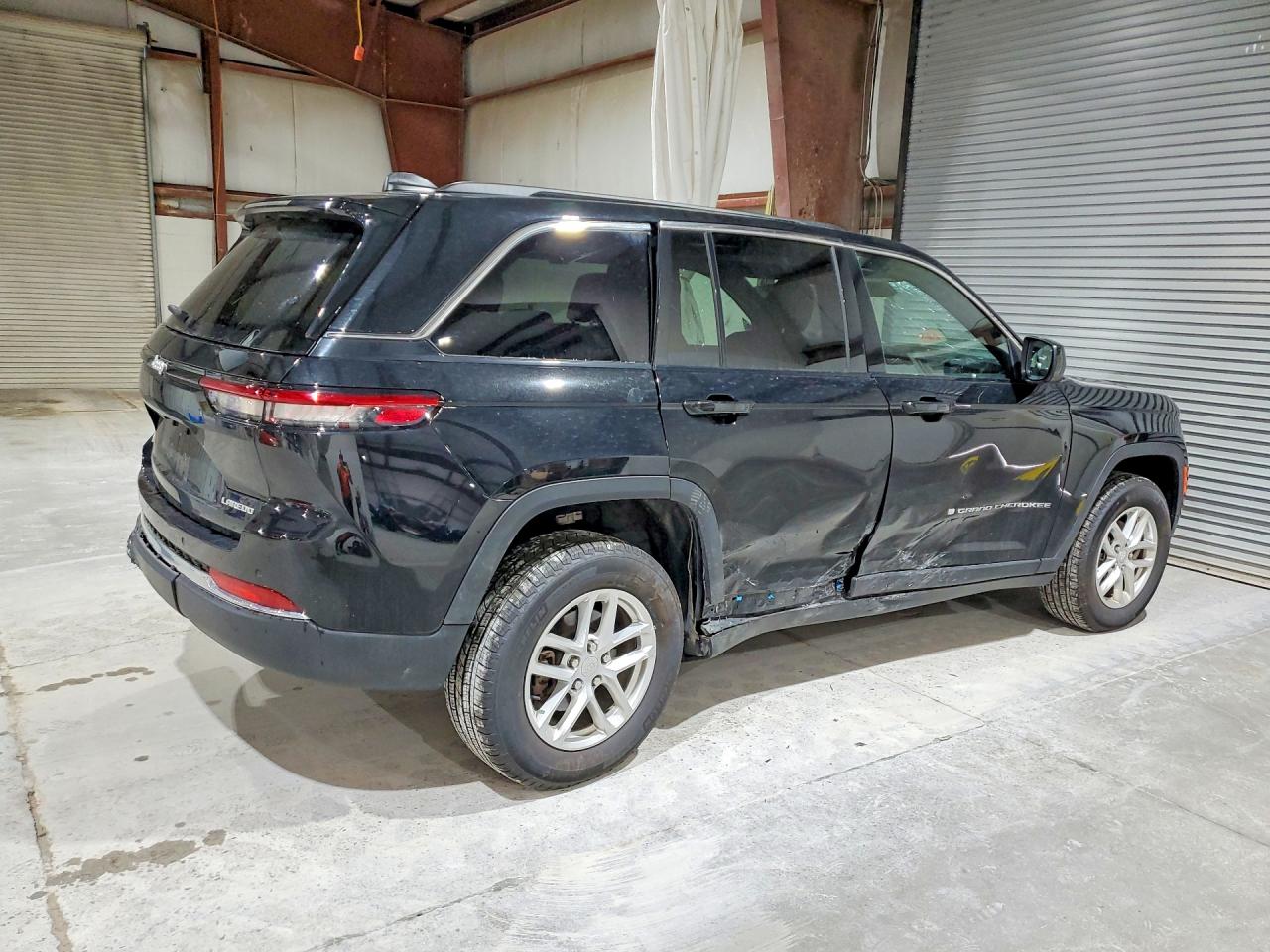 2025 JEEP GRAND CHEROKEE LAREDO — снимка 3