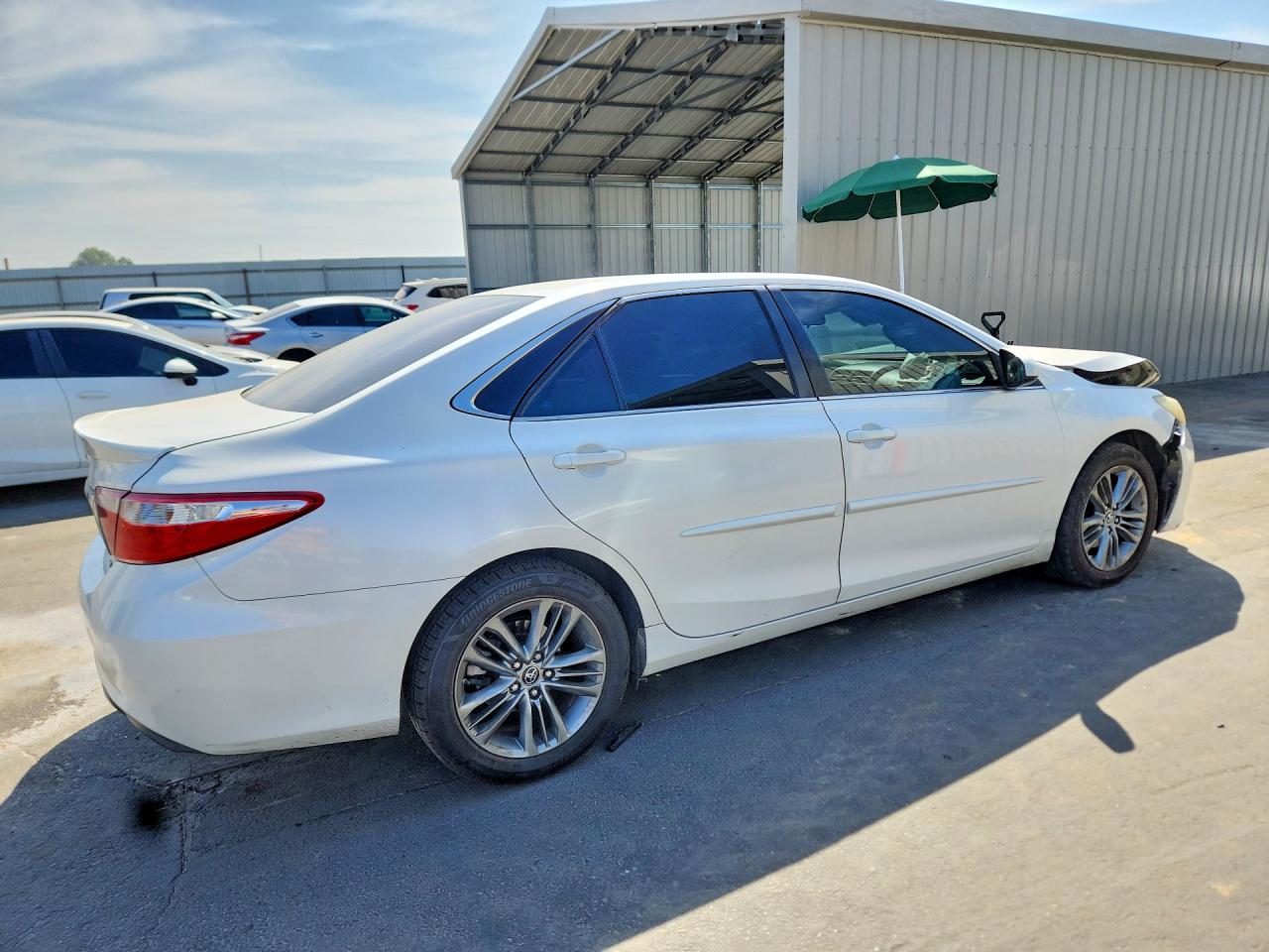 2015 TOYOTA CAMRY SE — снимка 3