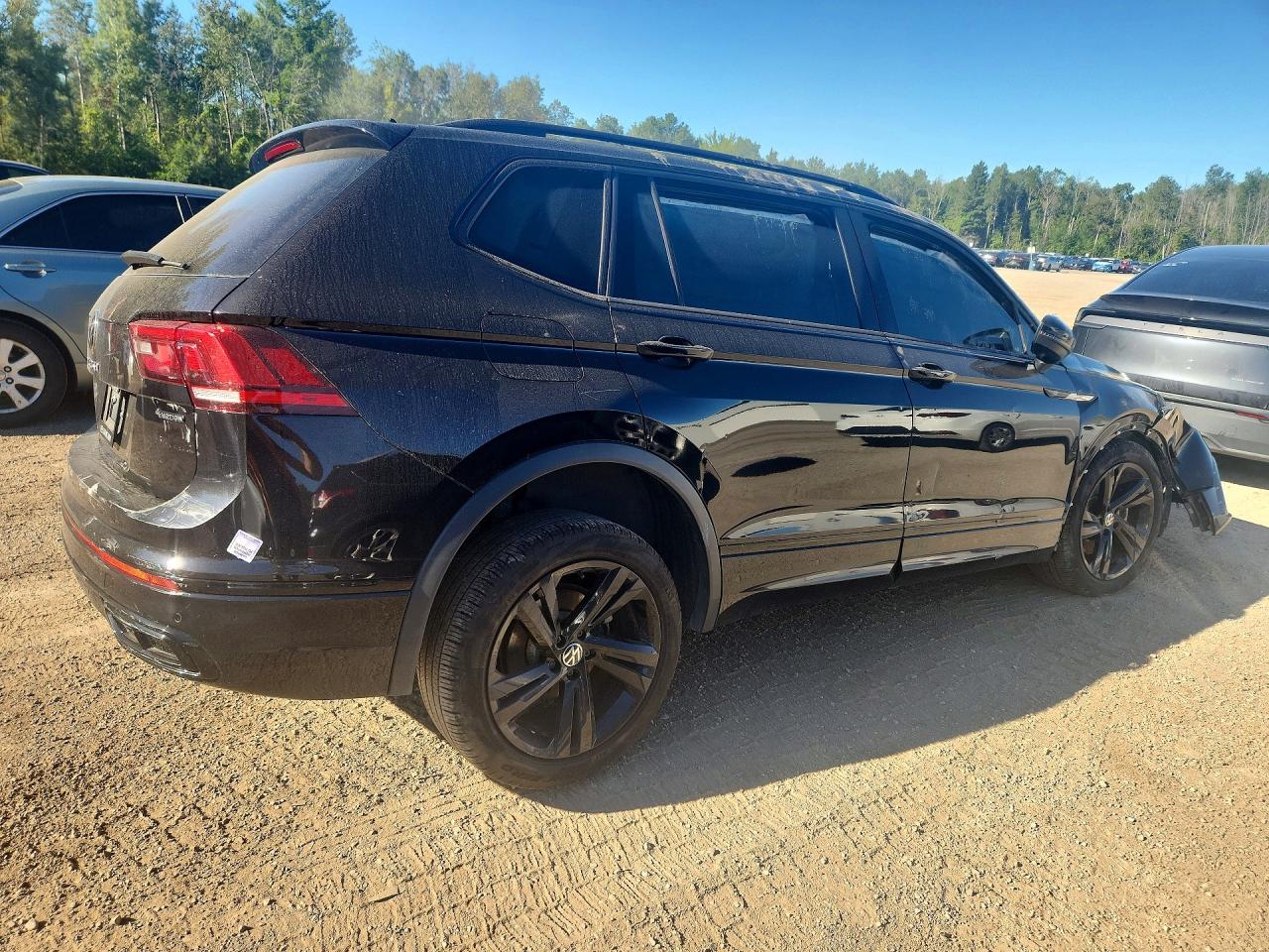 2024 VOLKSWAGEN TIGUAN SE R-LINE BLACK — снимка 3