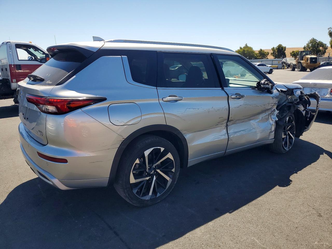 2024 MITSUBISHI OUTLANDER SEL — снимка 3