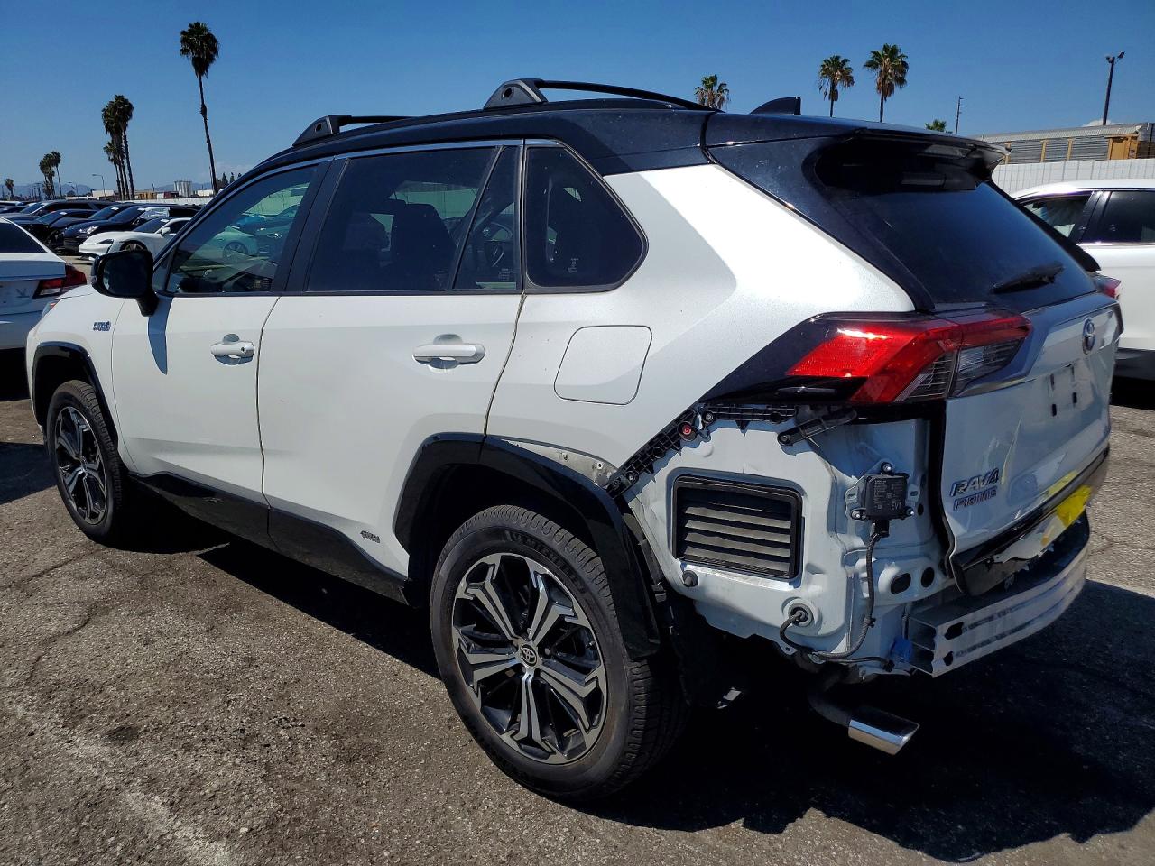 2018 TOYOTA RAV4 XSE/LIMITED — снимка 2