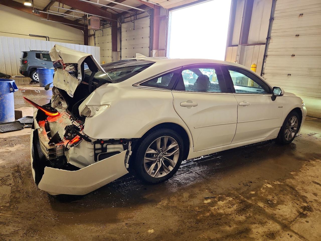 2021 TOYOTA AVALON XLE — снимка 3