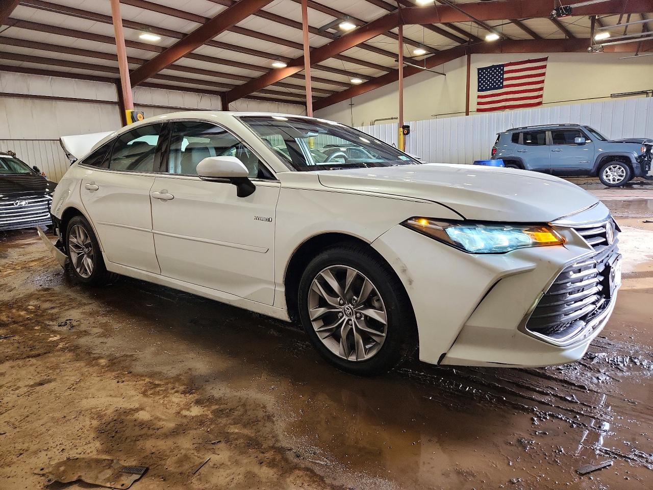 2021 TOYOTA AVALON XLE — снимка 4