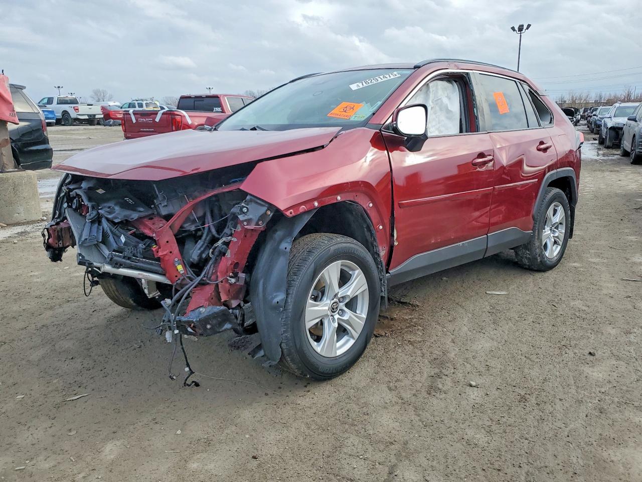 2021 TOYOTA RAV4 XLE