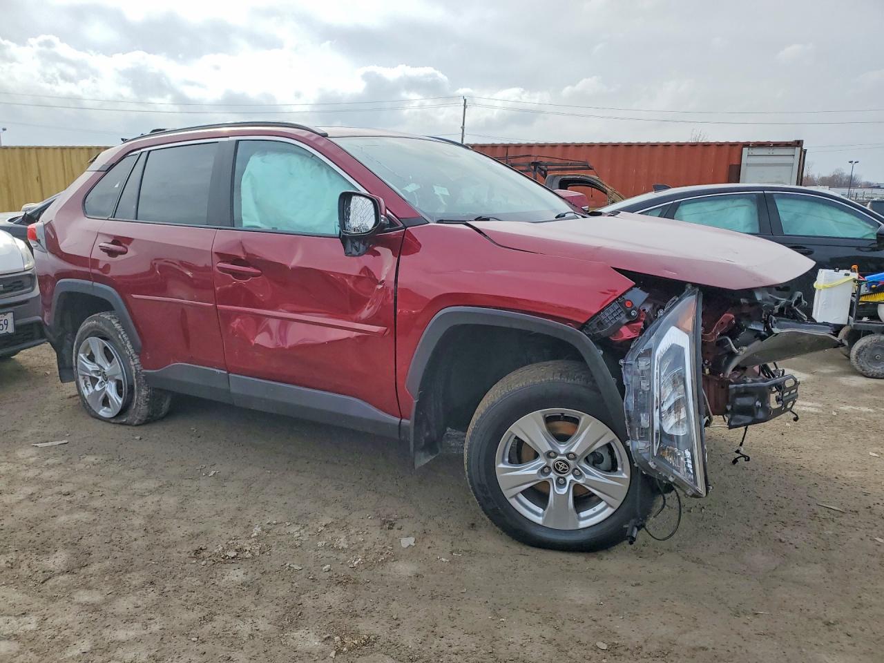 2021 TOYOTA RAV4 XLE — снимка 4