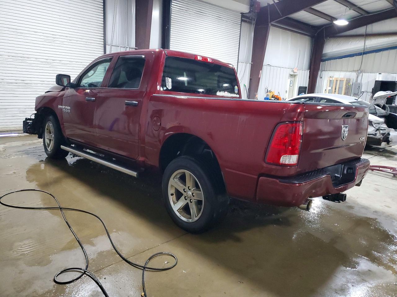 2018 RAM 1500 ST — снимка 2