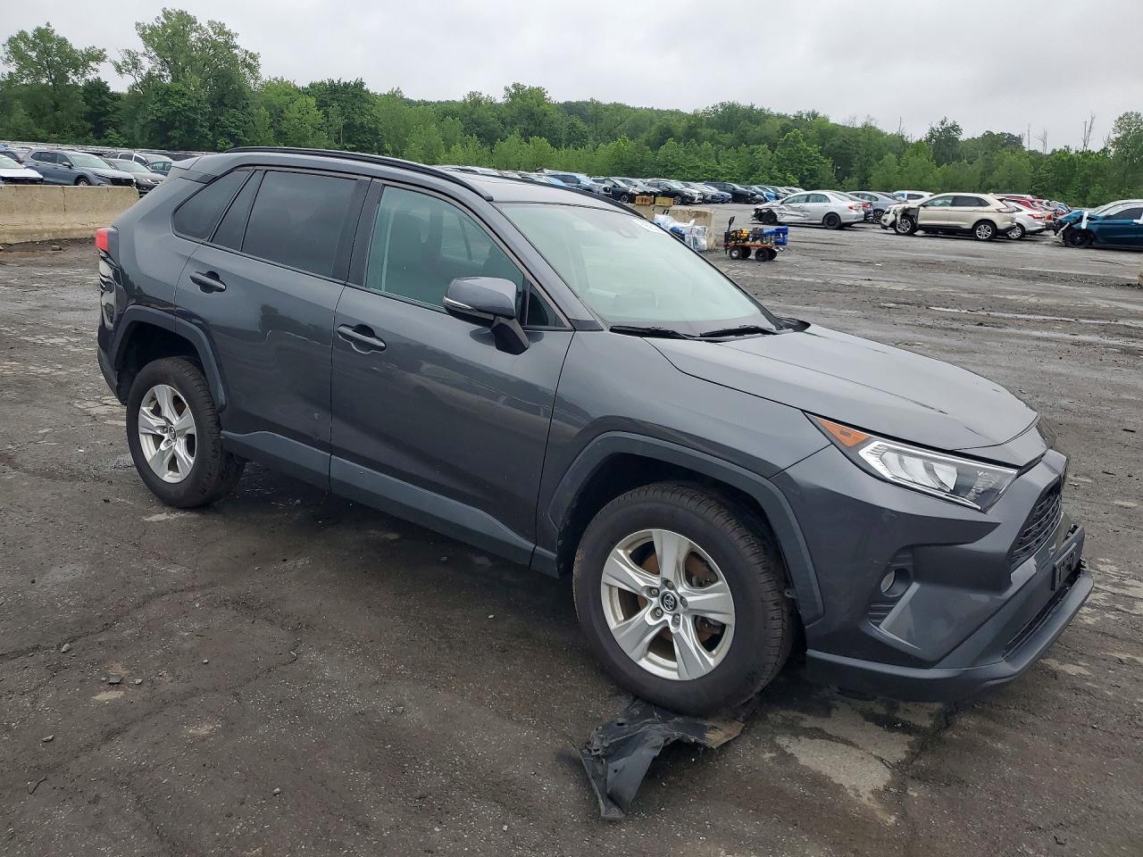 2020 TOYOTA RAV4 XLE — снимка 4