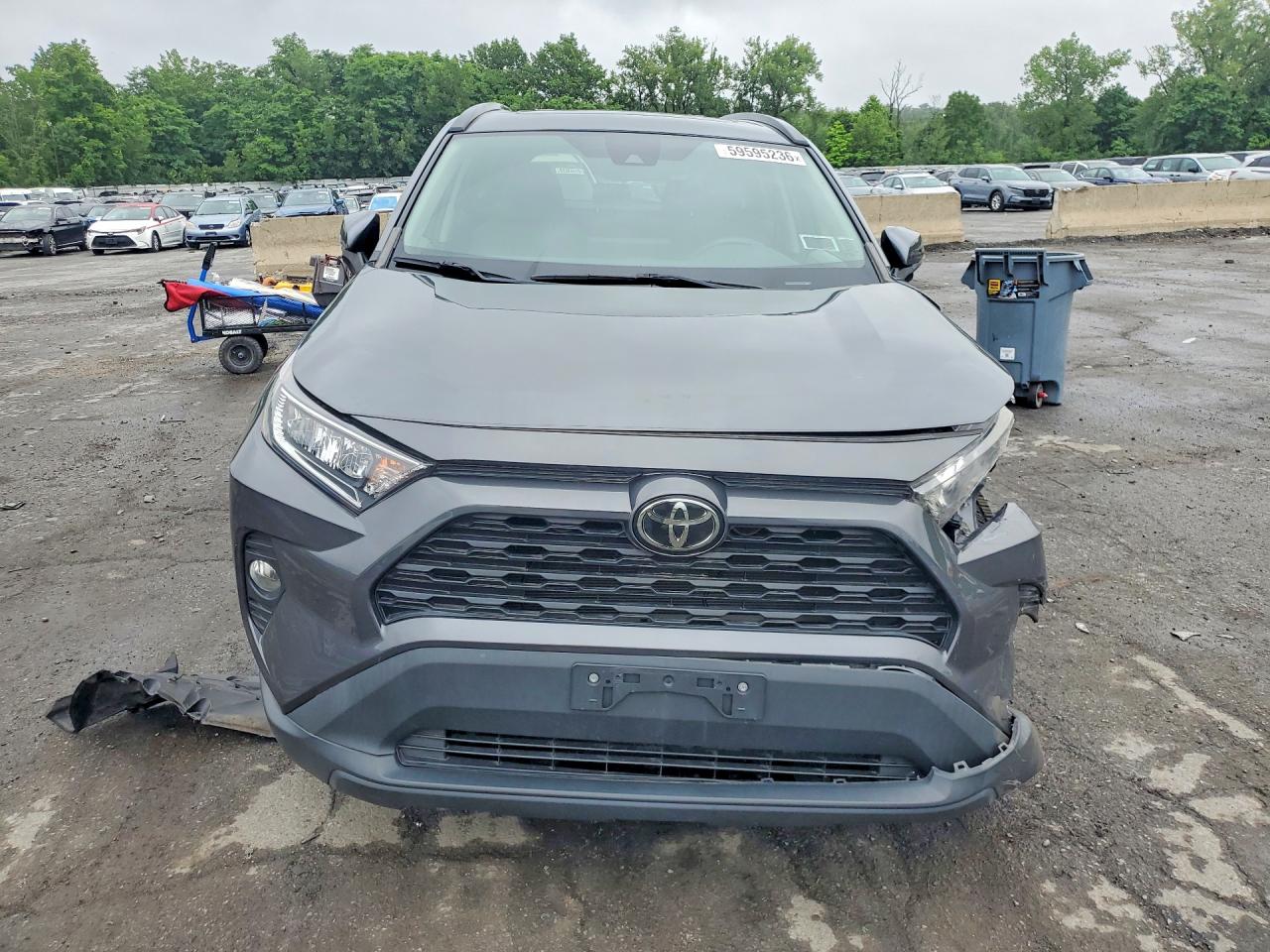 2020 TOYOTA RAV4 XLE — снимка 5