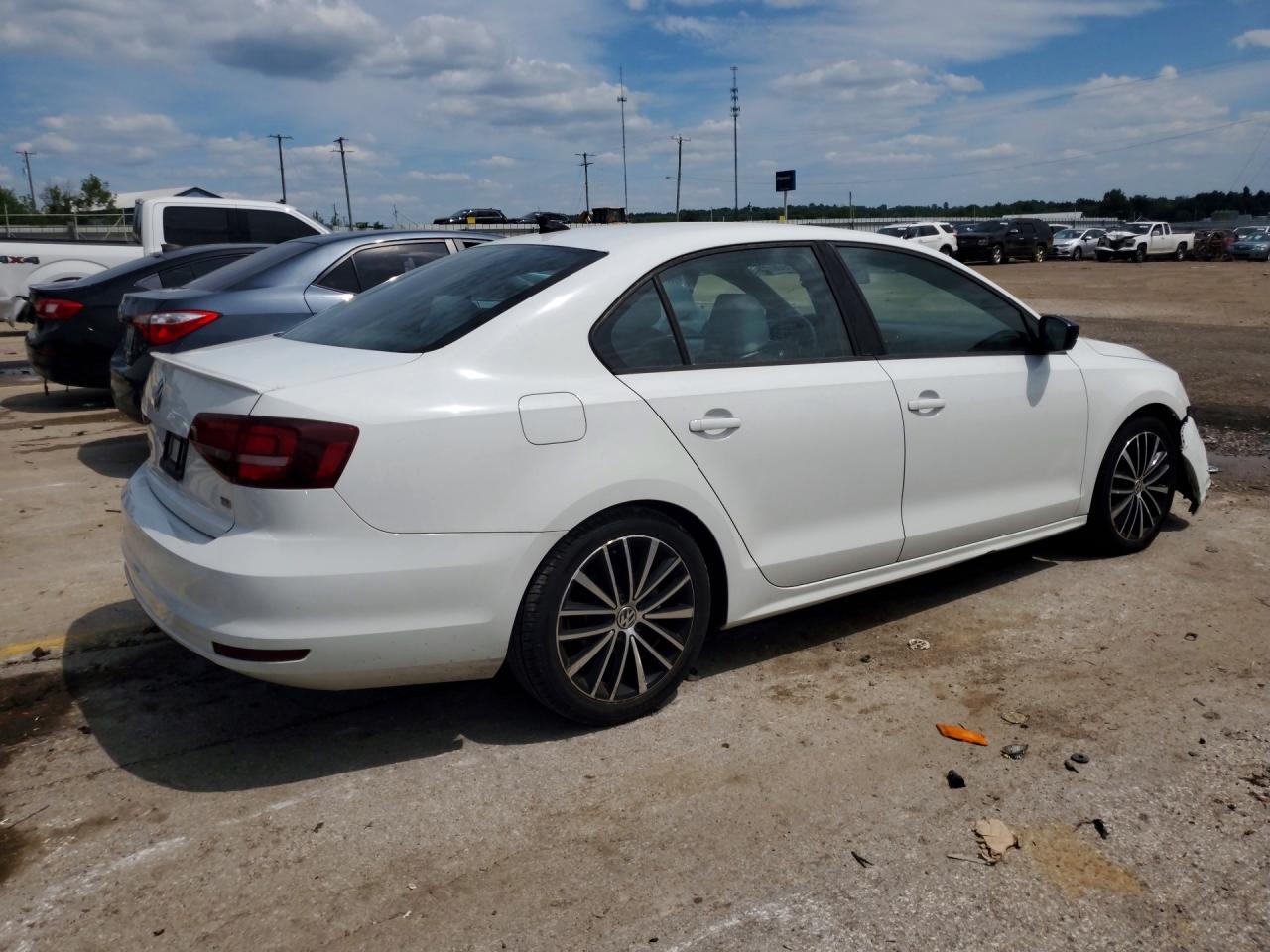 2016 VOLKSWAGEN JETTA SPORT — снимка 3