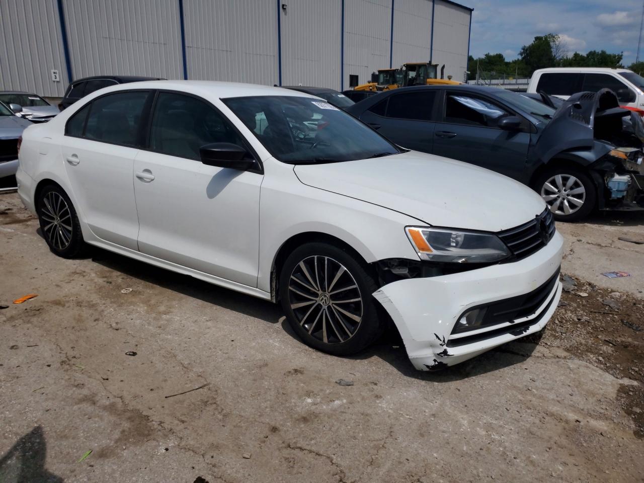 2016 VOLKSWAGEN JETTA SPORT — снимка 4