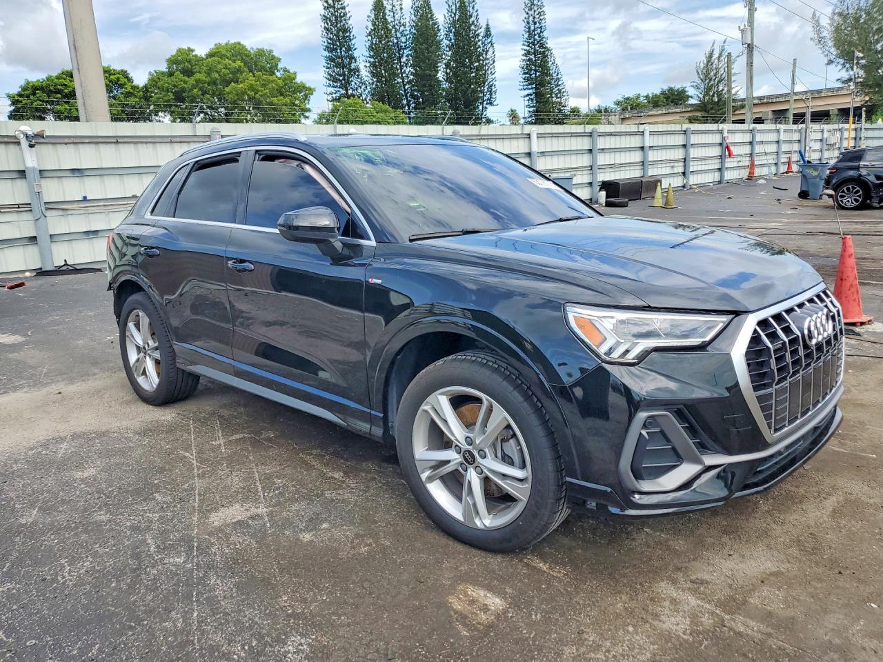 2022 AUDI Q3 PREMIUM PLUS S LINE 45 — снимка 4