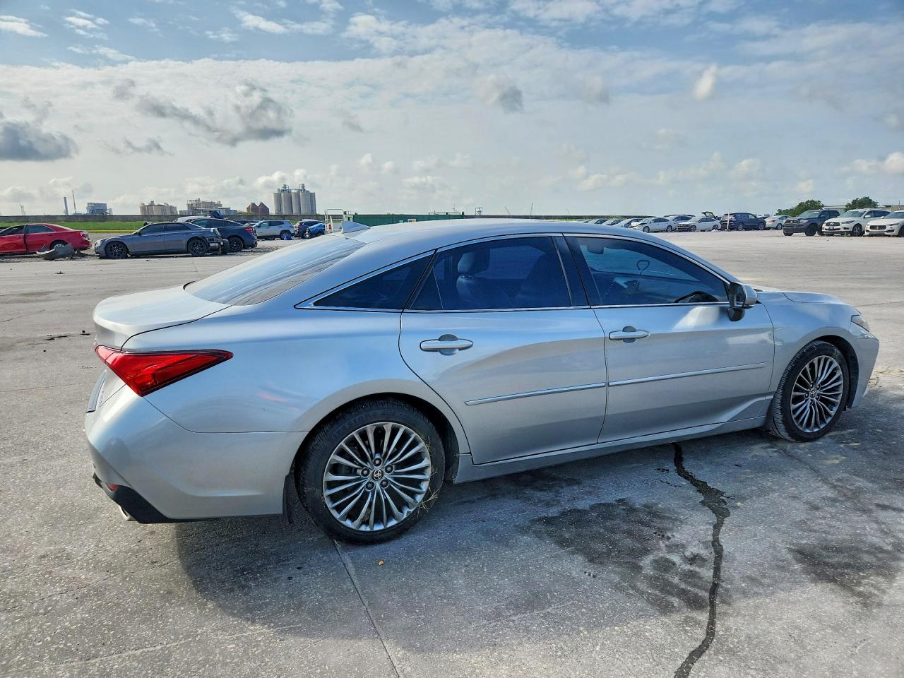 2020 TOYOTA AVALON LIMITED — снимка 3