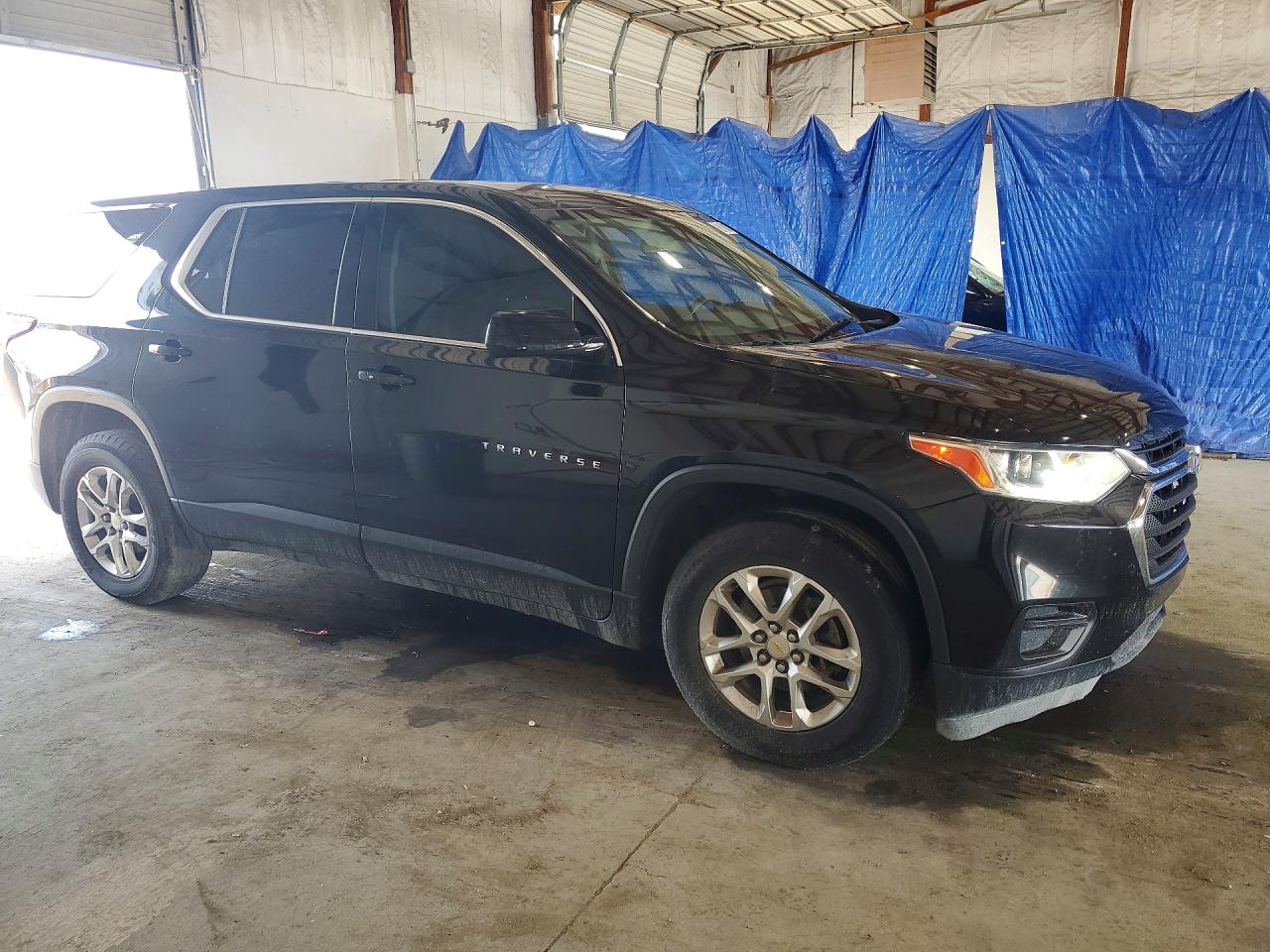 2019 CHEVROLET TRAVERSE LS — снимка 4
