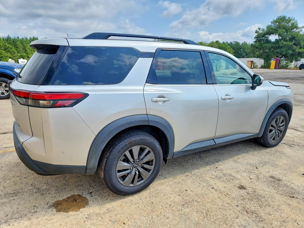 2024 NISSAN PATHFINDER SV — снимка 3