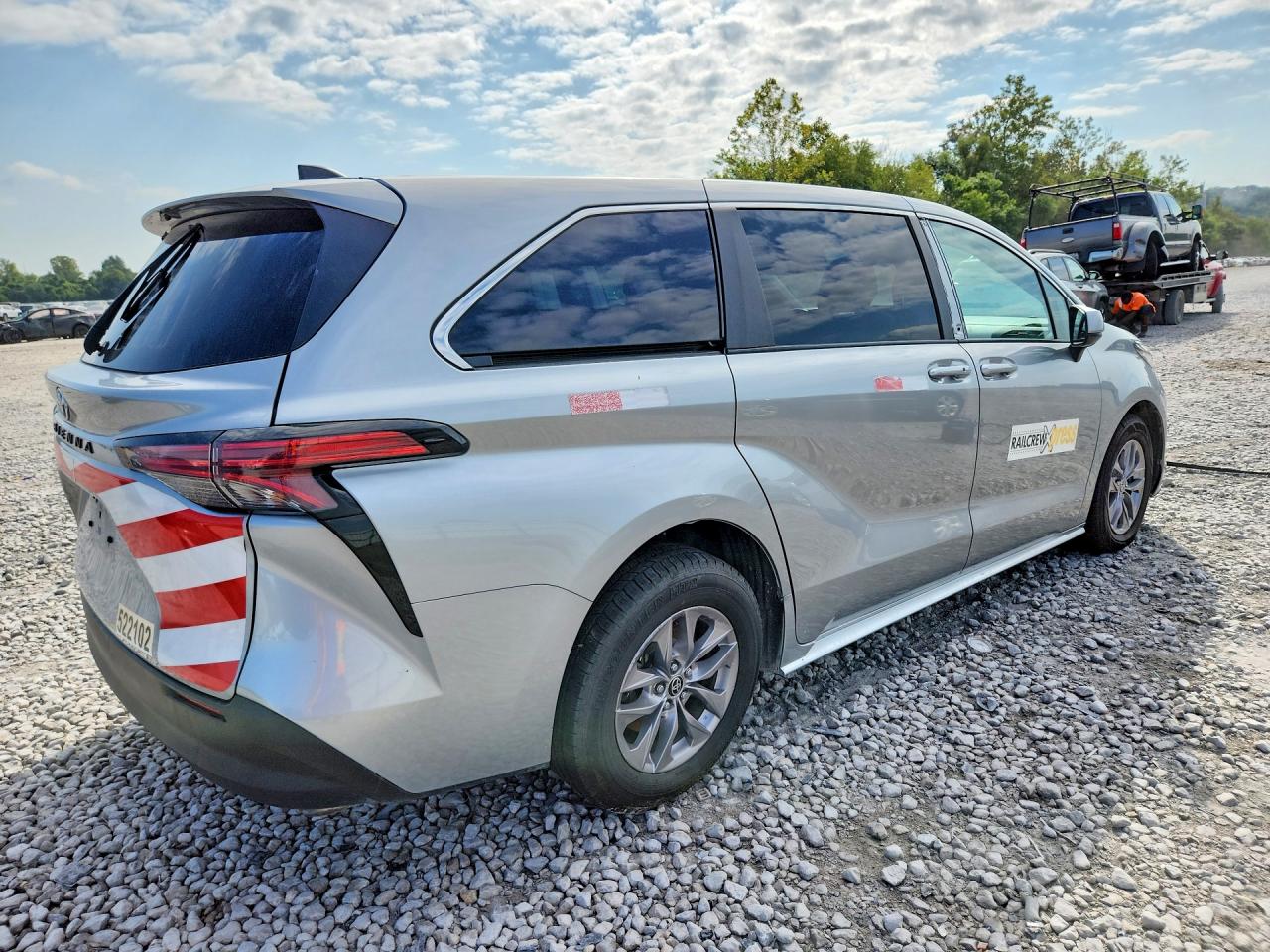 2022 TOYOTA SIENNA LE — снимка 3