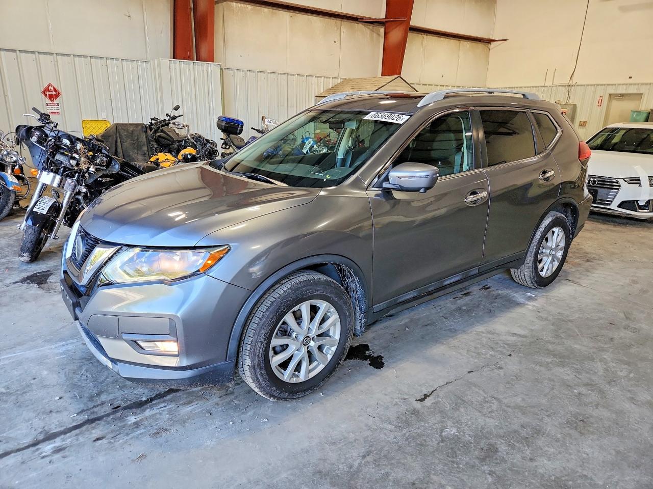 2018 NISSAN ROGUE SV
