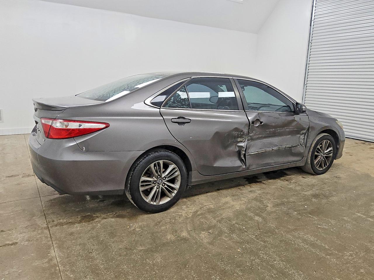 2017 TOYOTA CAMRY SE — снимка 3