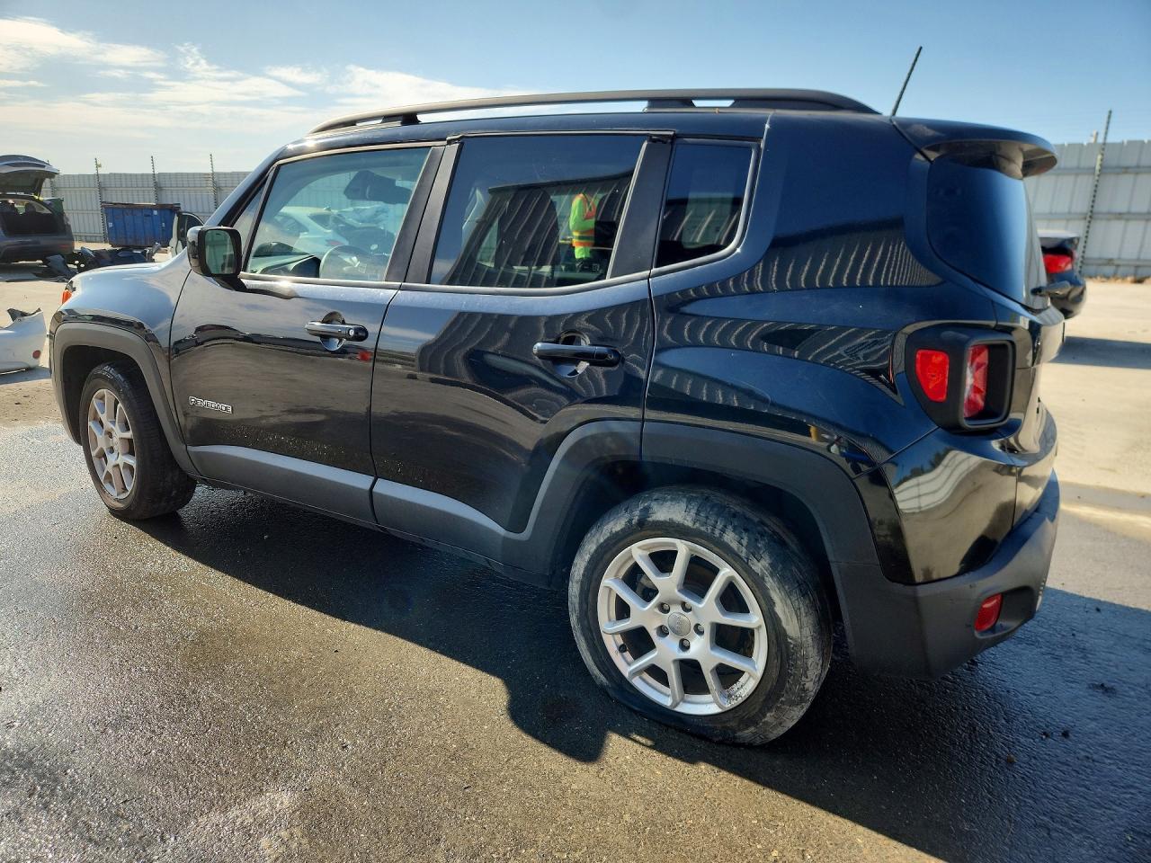 2020 JEEP RENEGADE LATITUDE — снимка 2
