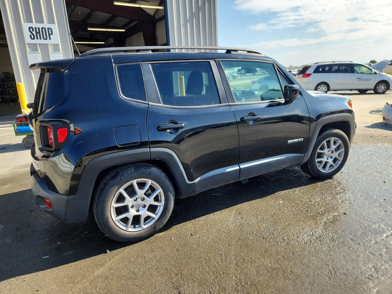 2020 JEEP RENEGADE LATITUDE — снимка 3