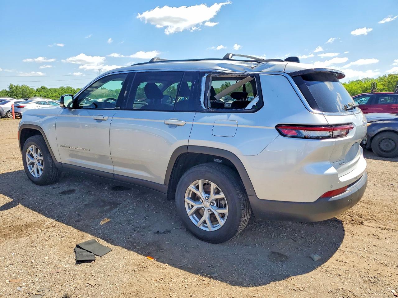 2023 JEEP GRAND CHEROKEE L LIMITED — снимка 2