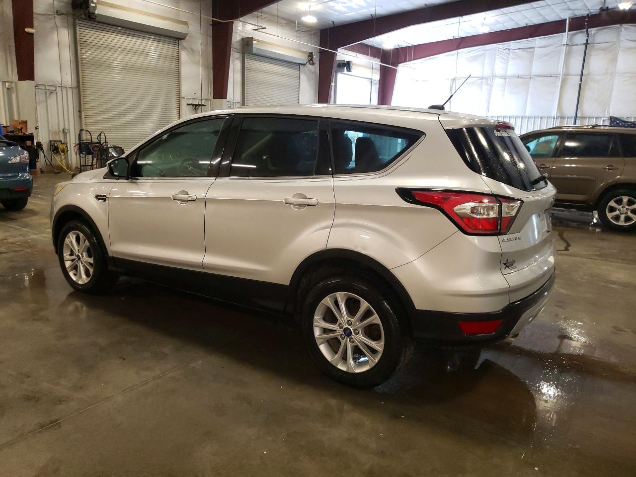 2017 FORD ESCAPE SE — снимка 2