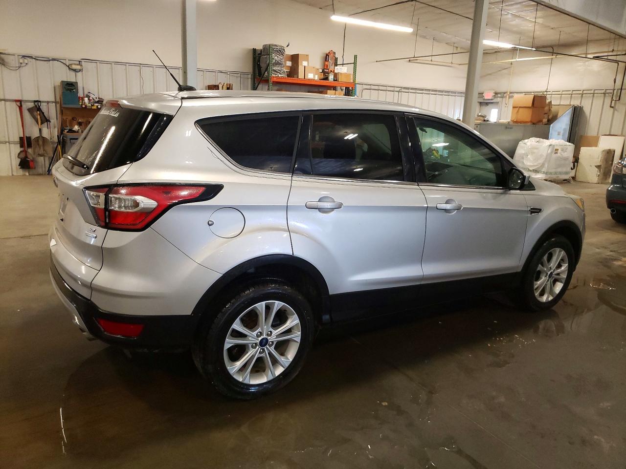 2017 FORD ESCAPE SE — снимка 3