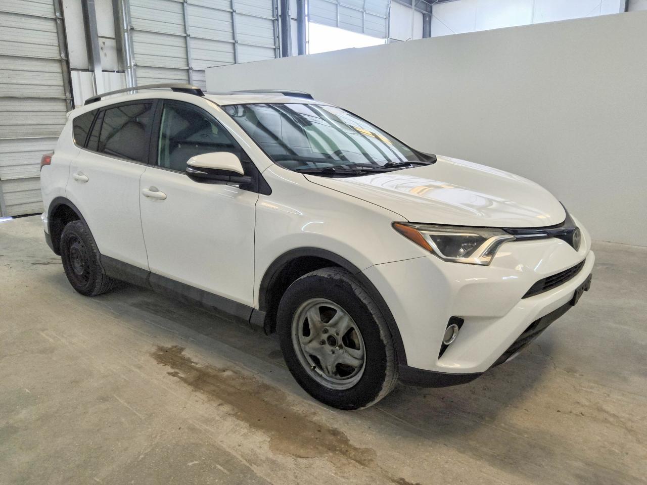 2018 TOYOTA RAV4 XLE — снимка 4